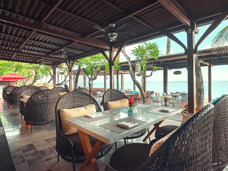 Beachside dining at Griya Santrian Sanur